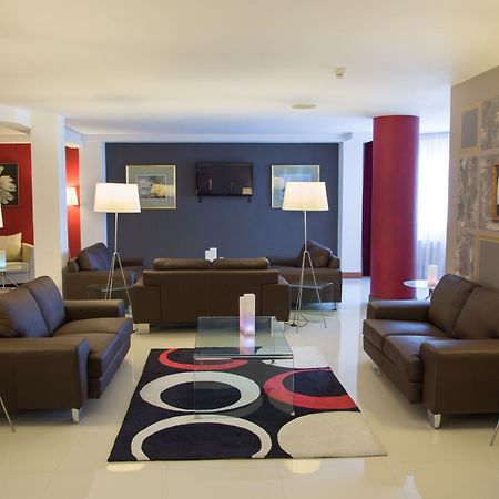 Chateau La Roca Sancibrian Luaran gambar