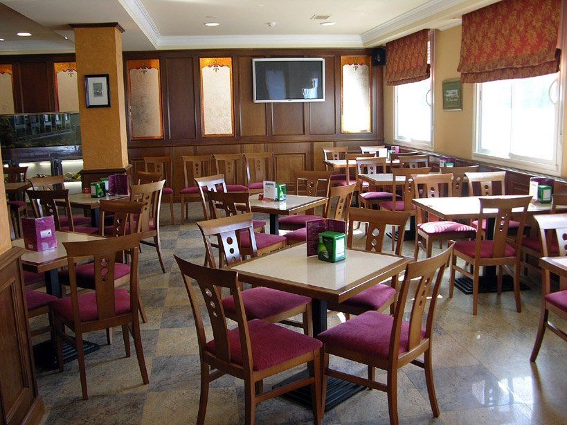 Chateau La Roca Sancibrian Restoran gambar